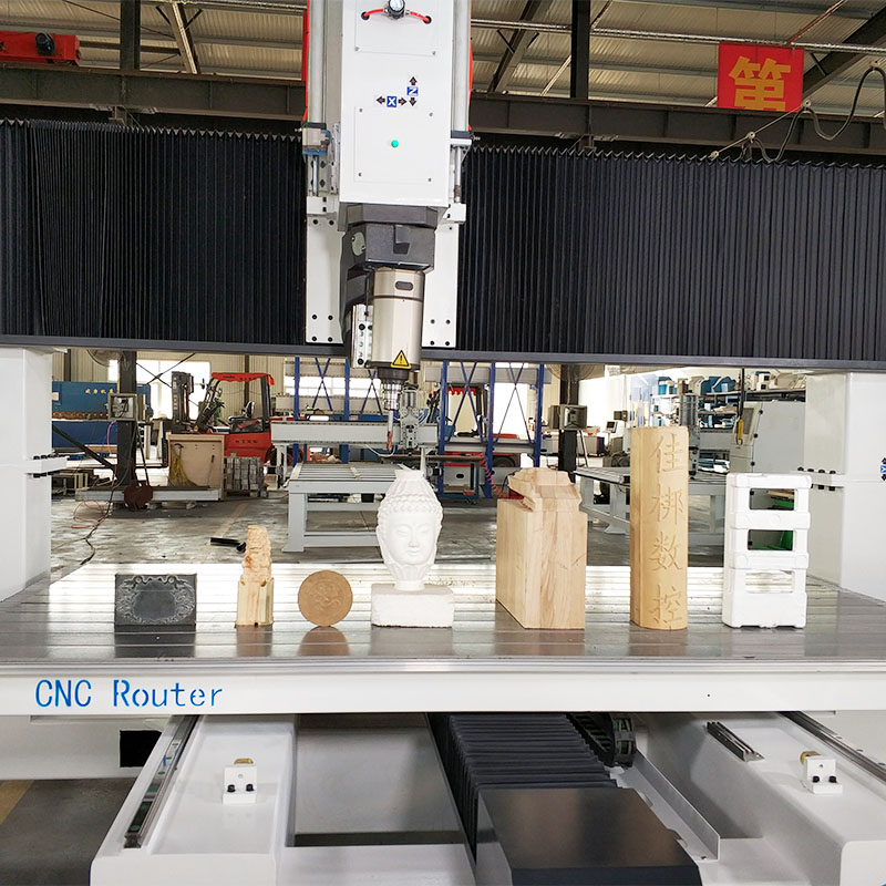 Centre d'usinage CNC à 5 axes bon marché